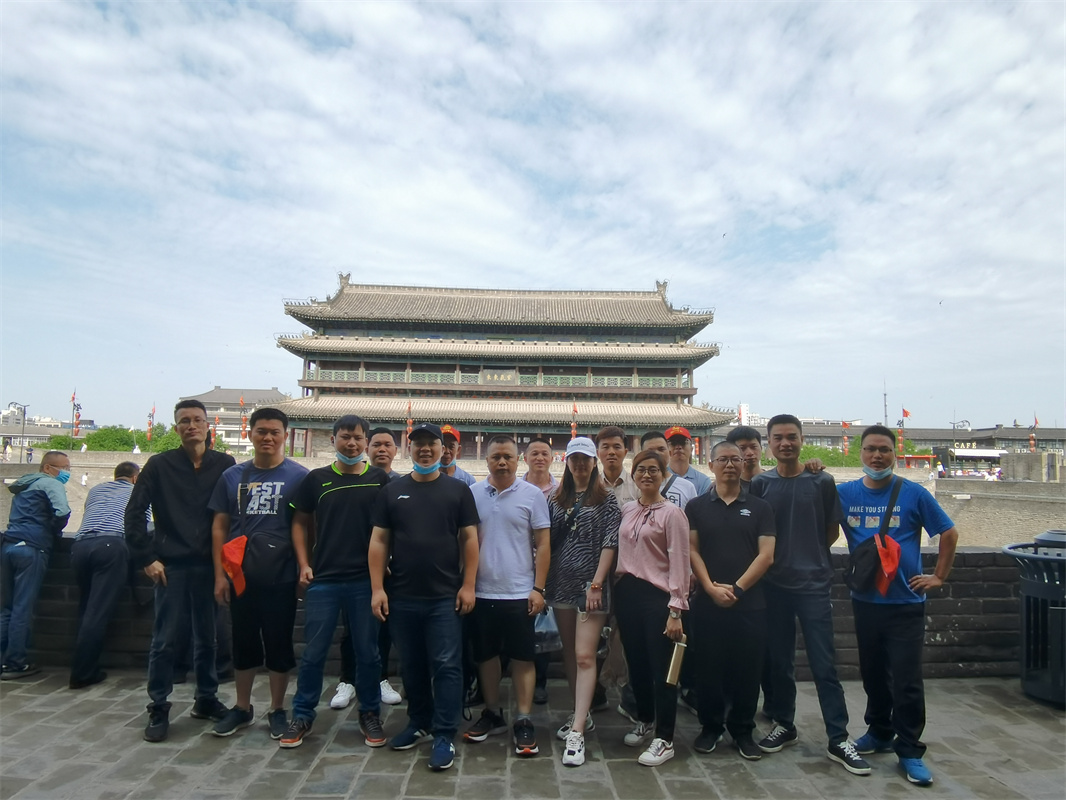 2021年第一批员工旅游之西安_赢天堂